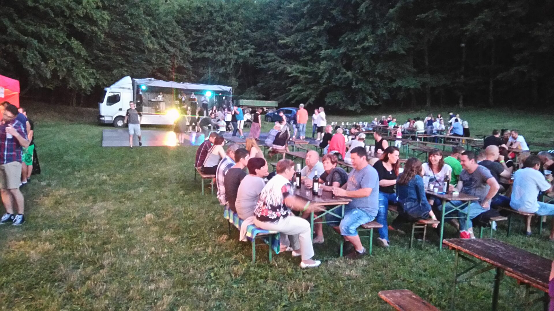 Letní noc, Lovčičky