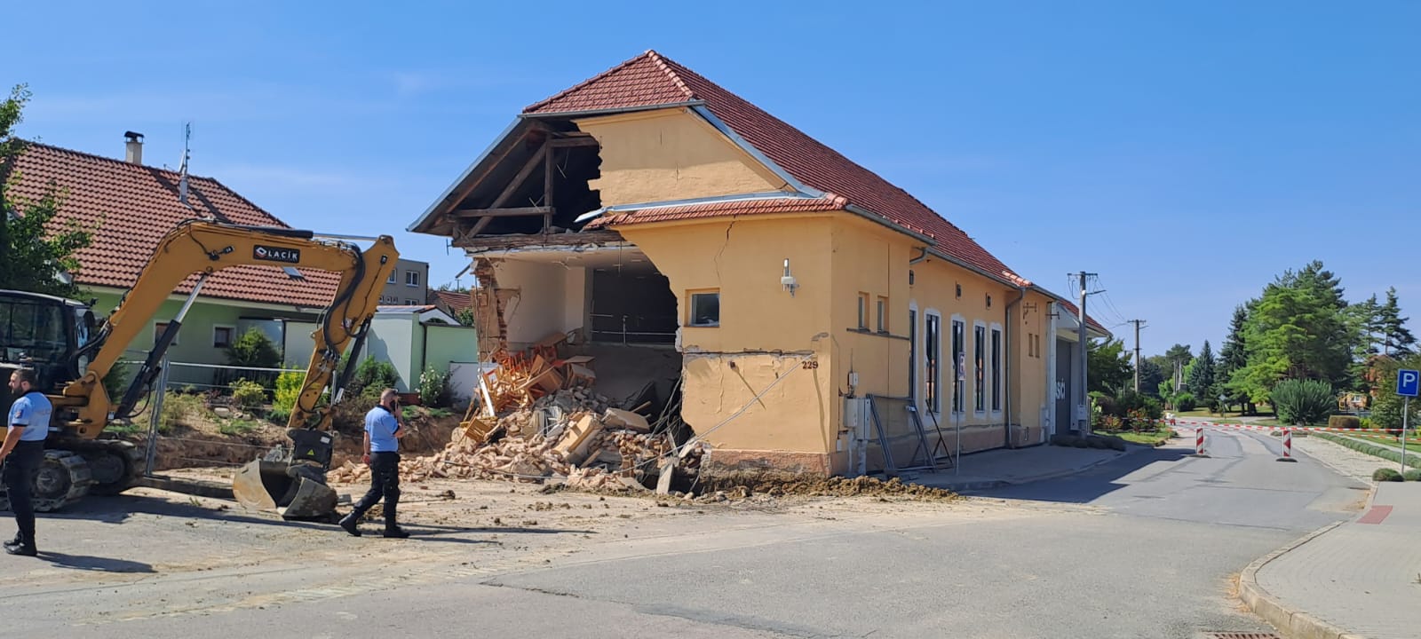 Sokolovna Lovčičky